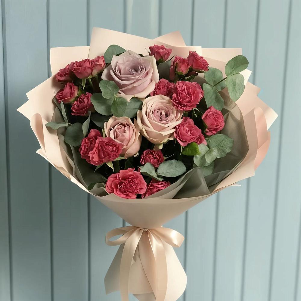 Букет цветов из: Гвоздики и Розы в Староминской