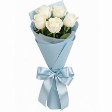 Букет 5 Белых роз Проуд в Староминской