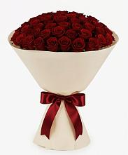 Букет 101 Бордовая роза Блэк Бакарра в Староминской