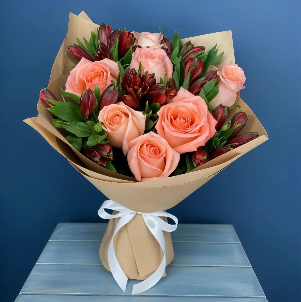 Букет цветов из: Розы и Альстромерии в Староминской