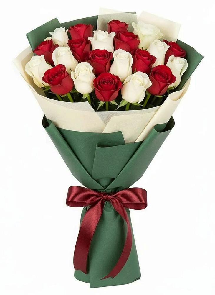 Букет Микс из красных и белых роз в Староминской