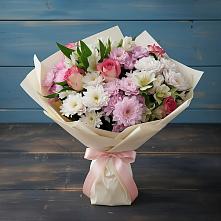Букет цветов из:  Хризантемы, Альстромерии и Розы в Староминской