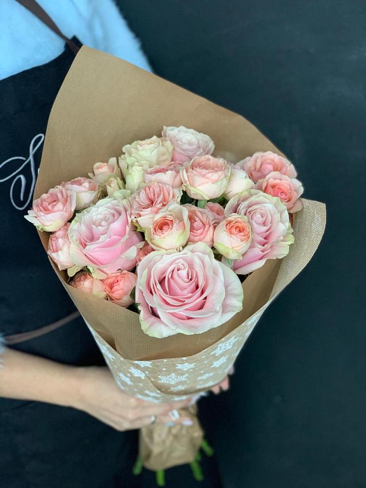 Букет цветов из: Хризантемы и Розы в Староминской