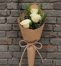 Букет цветов из:  Розы в Староминской