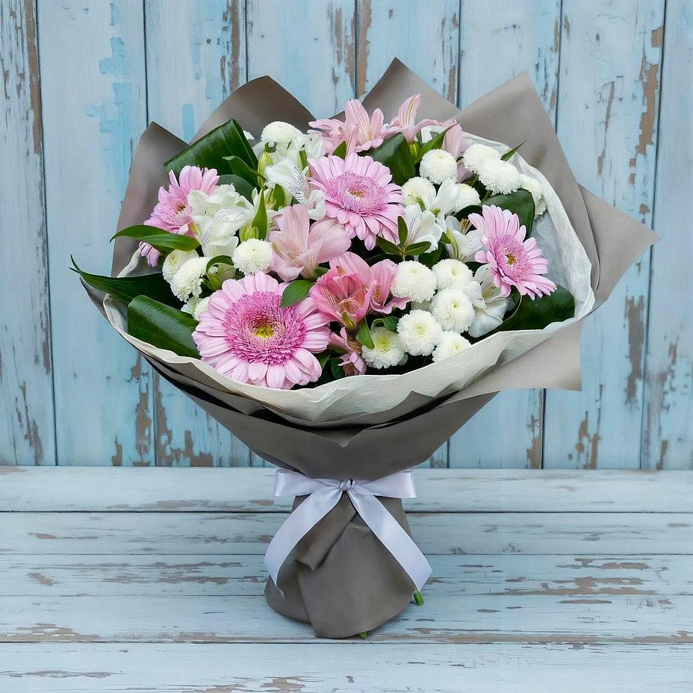 Букет цветов из: Герберы, Альстромерии и Хризантемы в Староминской